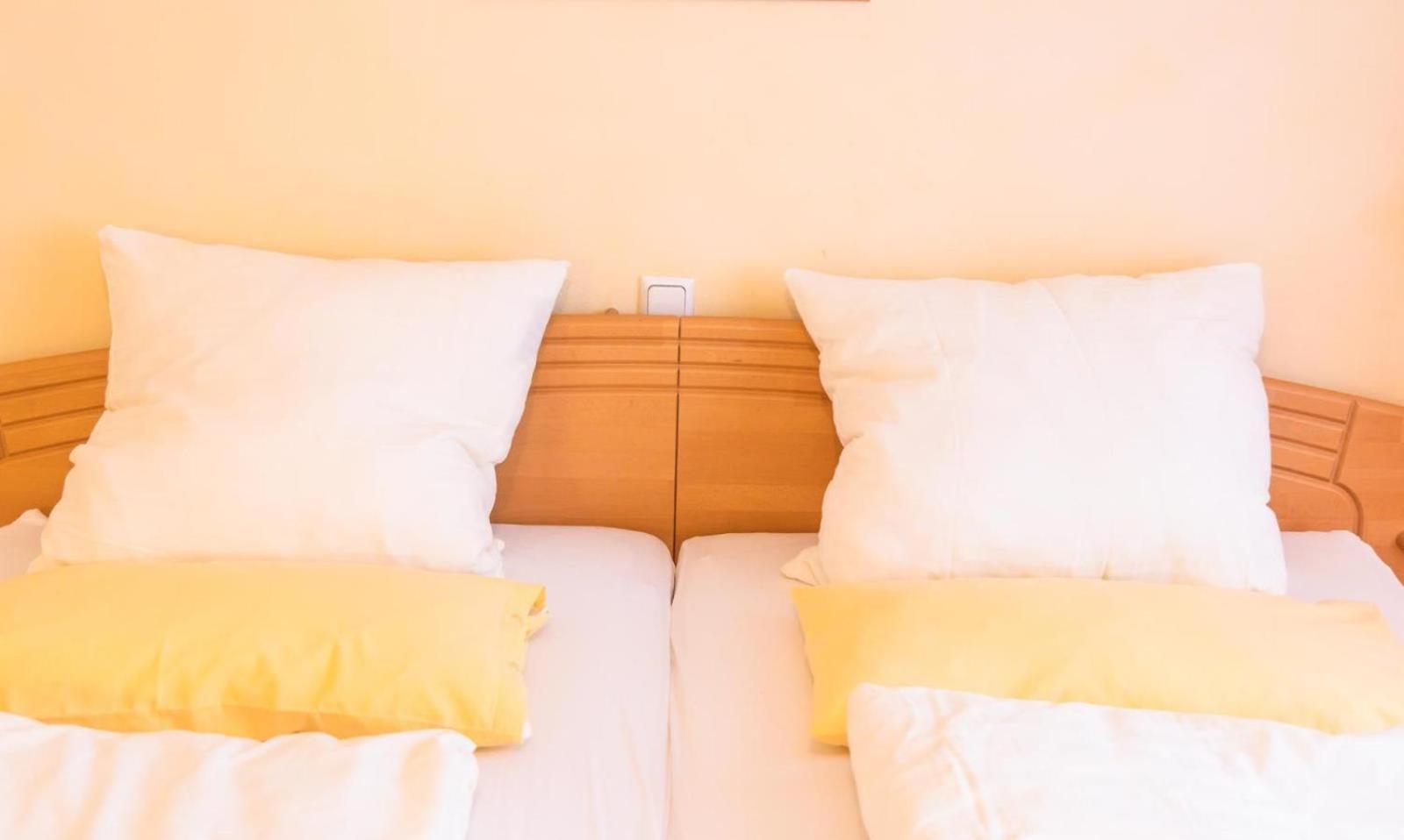 Ferienwohnung 4 Am Petersberg Neef Bagian luar foto